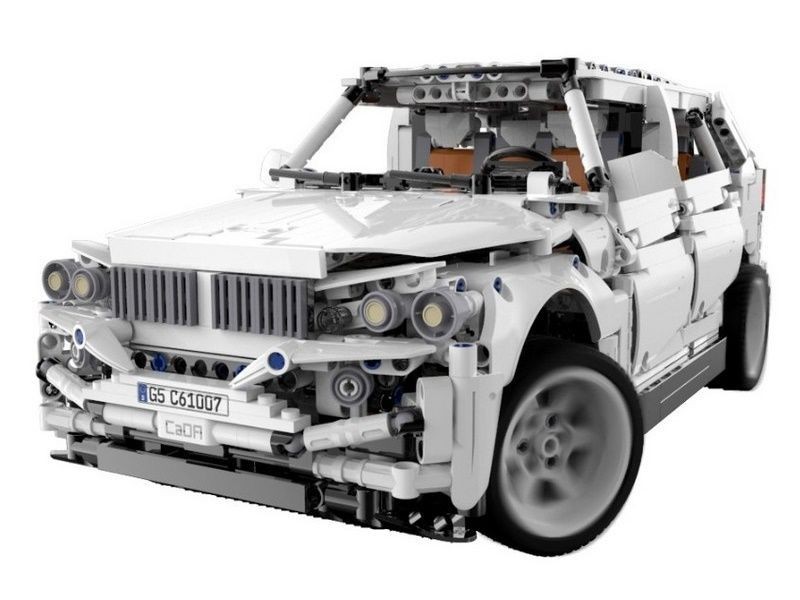 Конструктор CADA deTech внедорожник BMW G5 4WD (2208 деталей) - C61007W